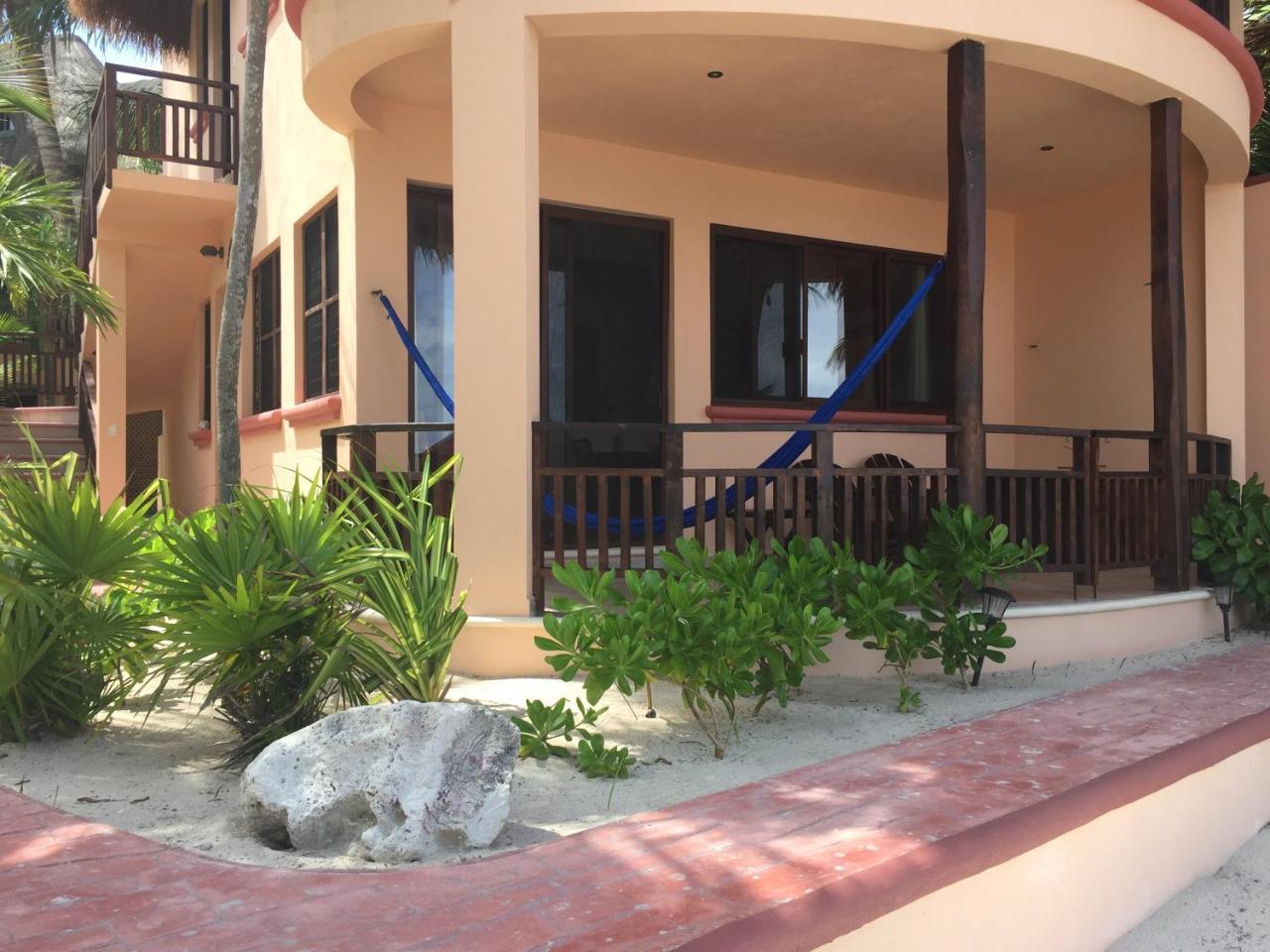 Nah Uxibal Villa And Casitas Tulum Luaran gambar