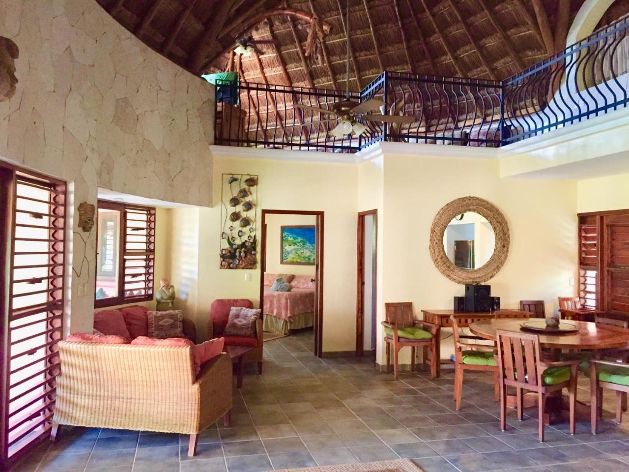Nah Uxibal Villa And Casitas Tulum Luaran gambar
