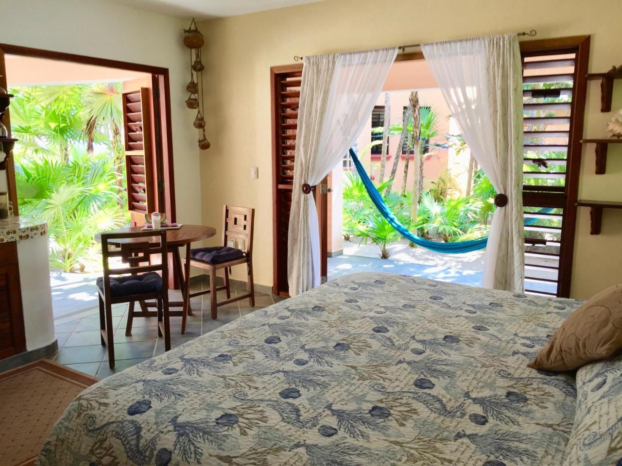 Nah Uxibal Villa And Casitas Tulum Luaran gambar