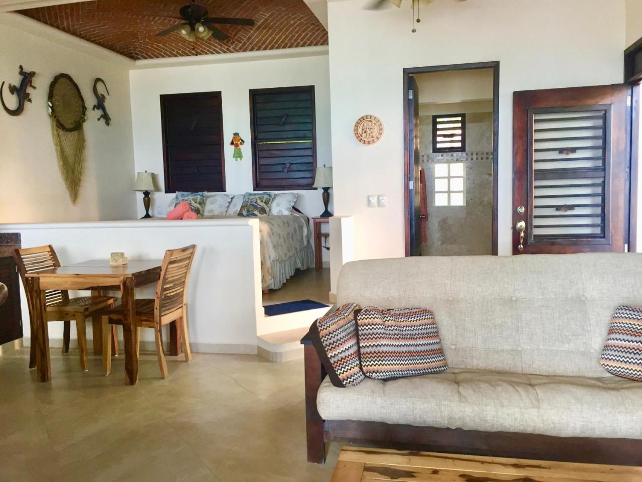 Nah Uxibal Villa And Casitas Tulum Luaran gambar