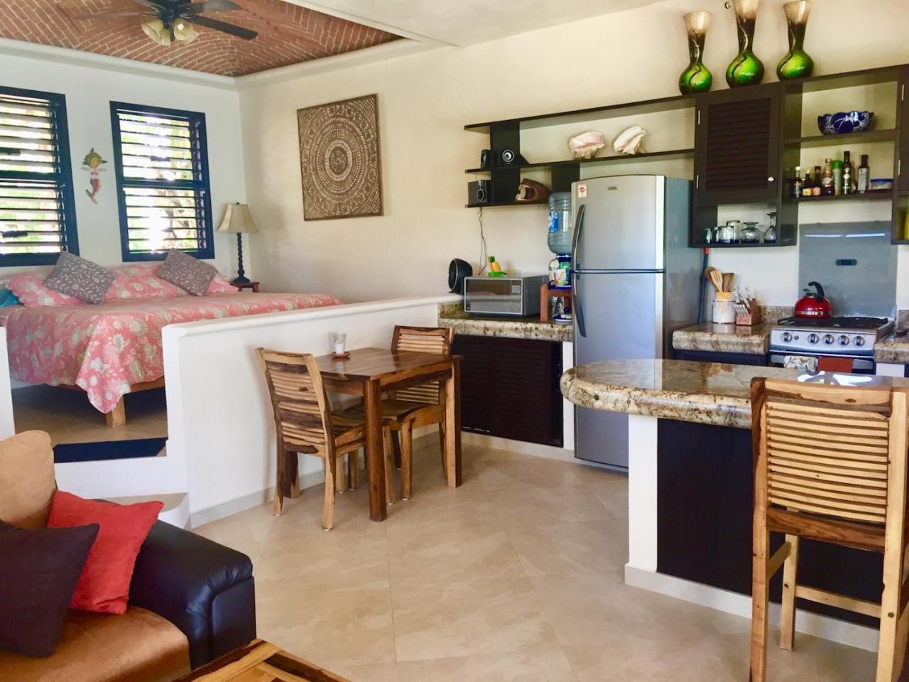 Nah Uxibal Villa And Casitas Tulum Luaran gambar